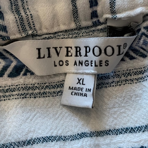 EUC - Liverpool - Button Down Blouse - White/Blue Stripe - XL - Picture 4 of 9